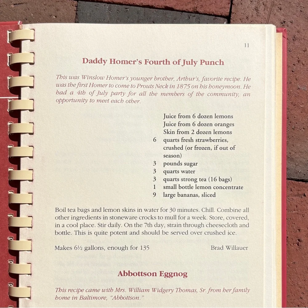 1993 Portland Museum of Art The Maine Collection Cookbook Old Port Historic Town